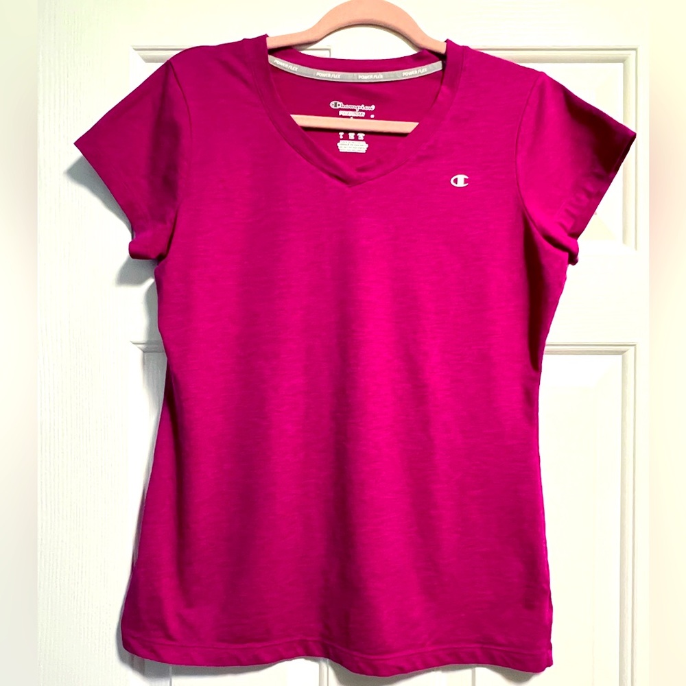 Champion powertrain short sleeve t-shirt in size Large